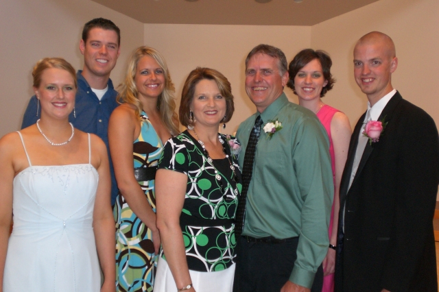 Laura Martinson (Heairet)with her husband, Luke, children and their spouses.
